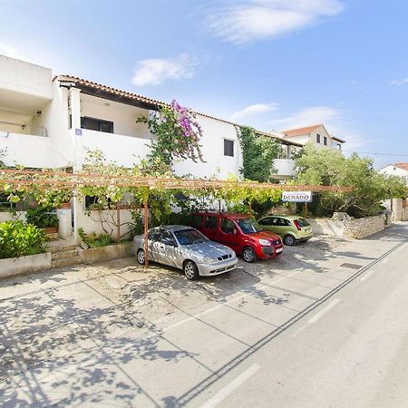 Apartments Ruzica Supetar Exterior foto